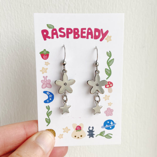 Flower charm earrings