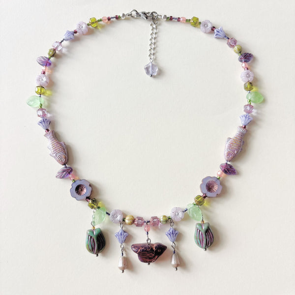 Folk necklace