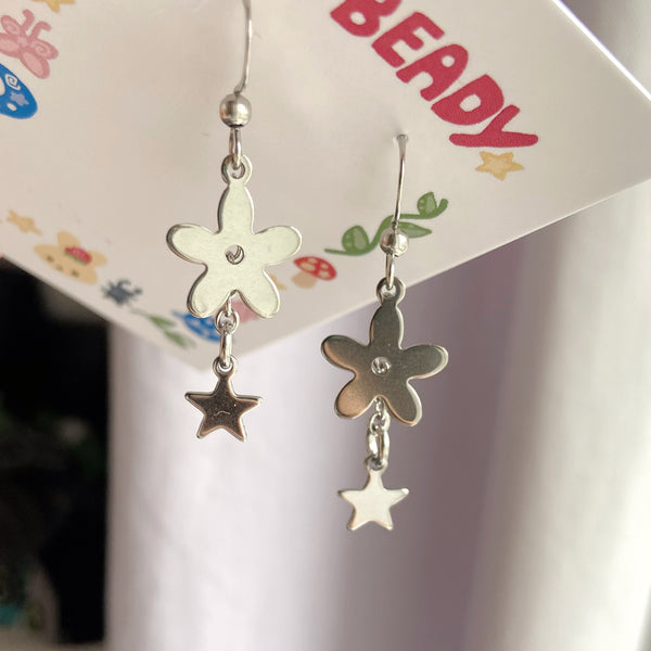 Flower charm earrings