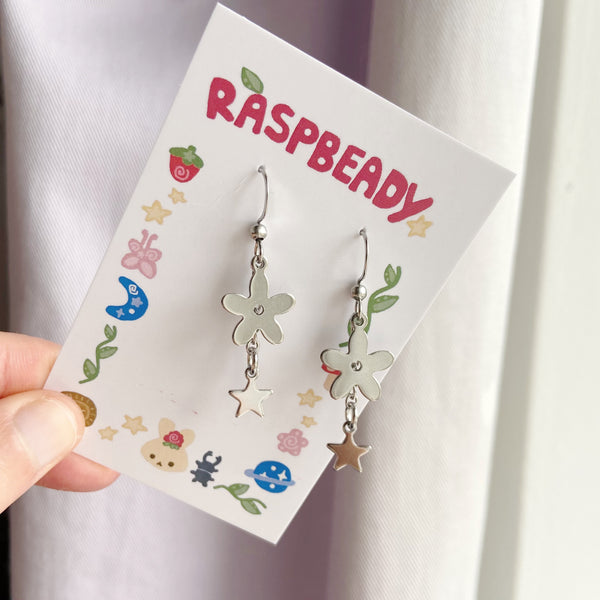 Flower charm earrings
