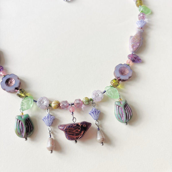 Folk necklace