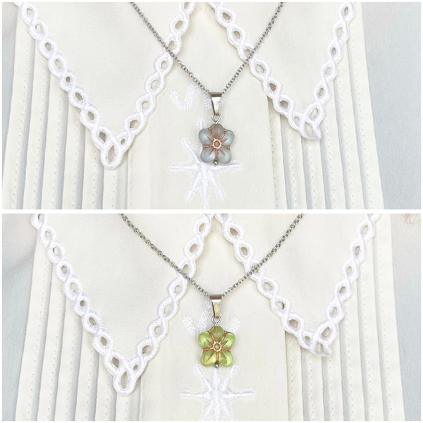 Pendant necklaces - flower set