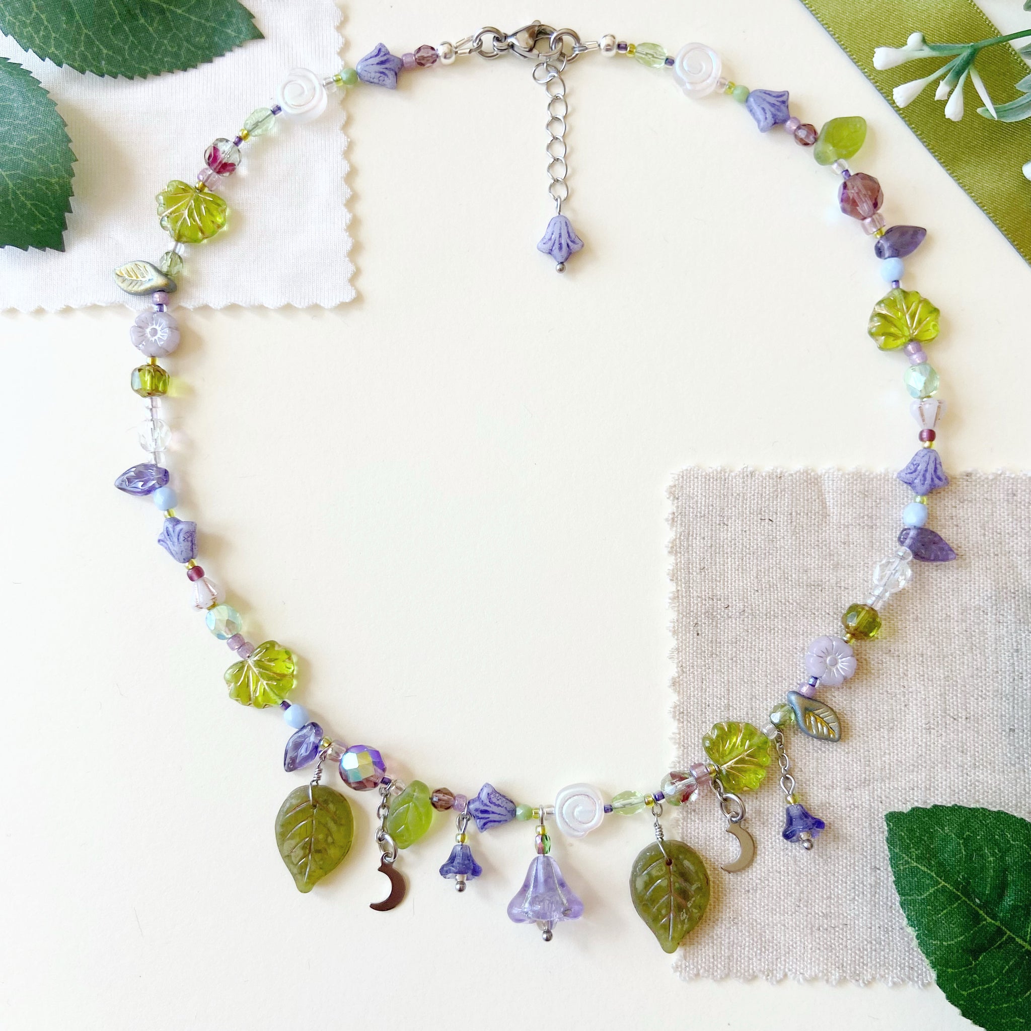 Violet meadow necklace