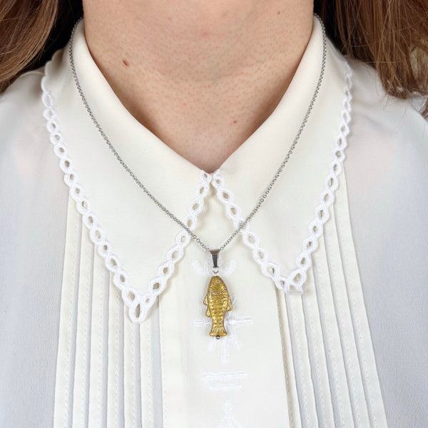 Fish pendant necklaces