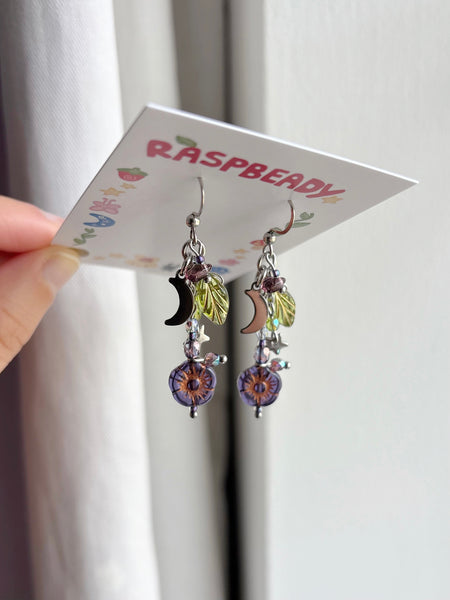 Violet earrings