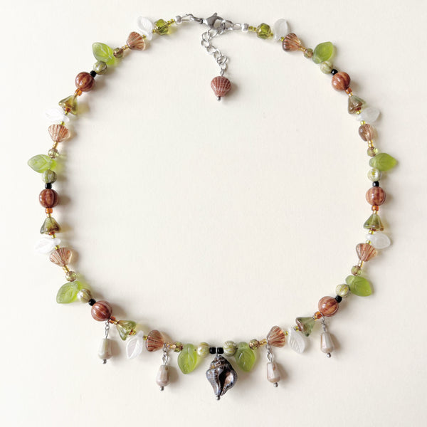 Seaside hike necklace