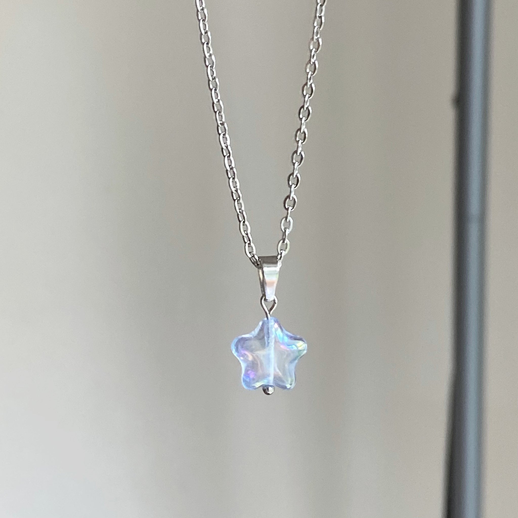 Star chain necklace